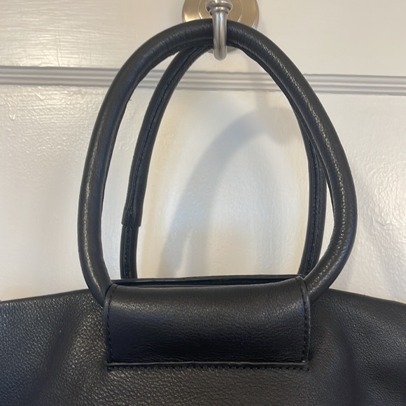 Anthropologie x Monserat De Lucca Leather Bucket Bag w/ Crossbody ✨ - Picture 10 of 16